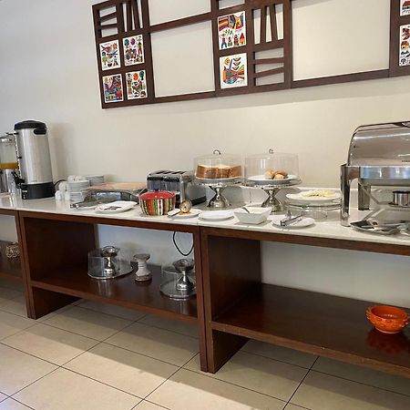 Hotel Gardenia Inn Сан Салвадор Екстериор снимка