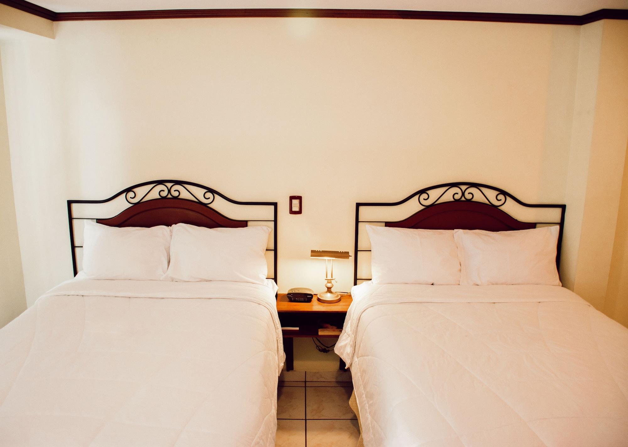 Hotel Gardenia Inn Сан Салвадор Екстериор снимка