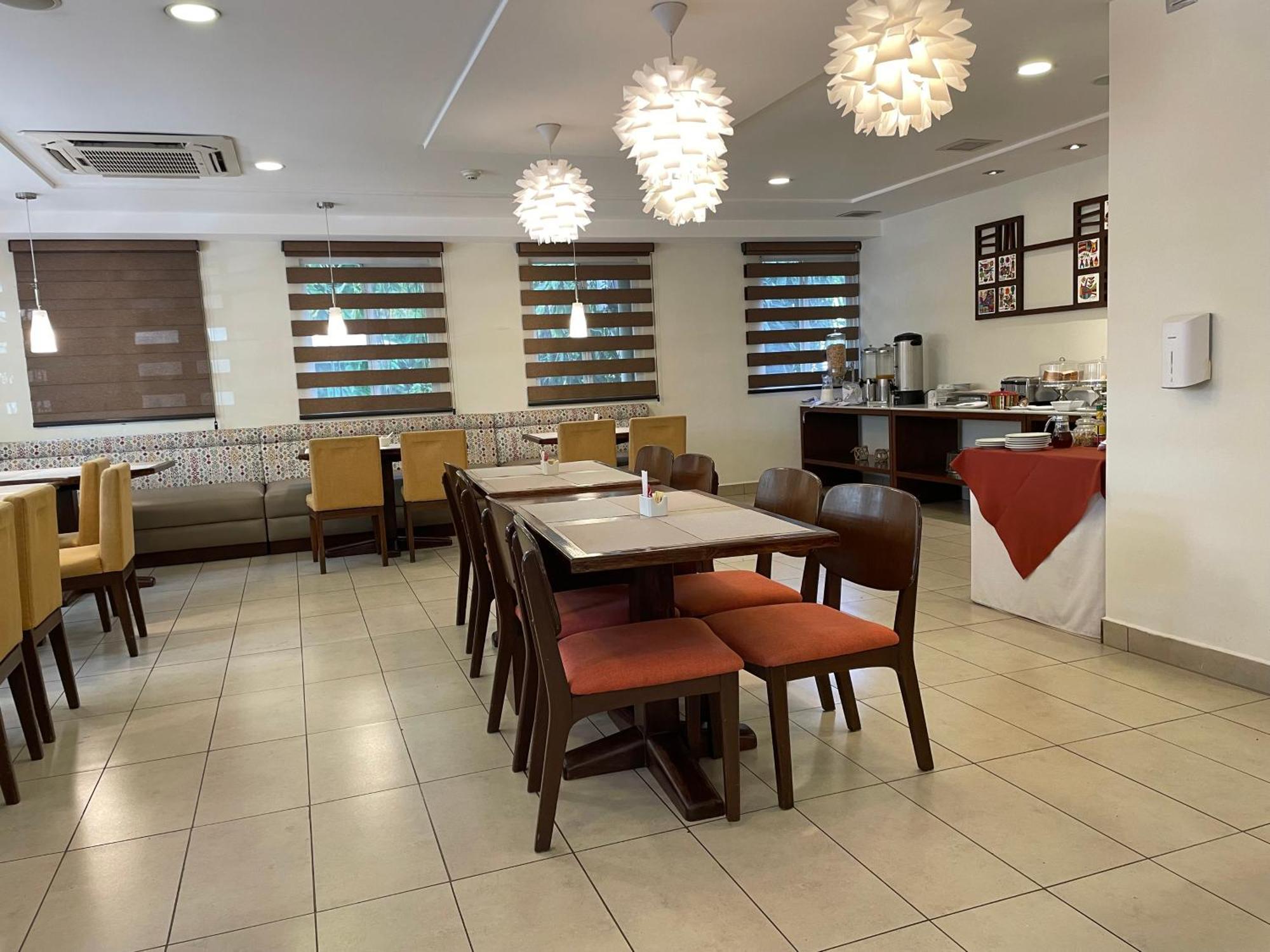 Hotel Gardenia Inn Сан Салвадор Екстериор снимка