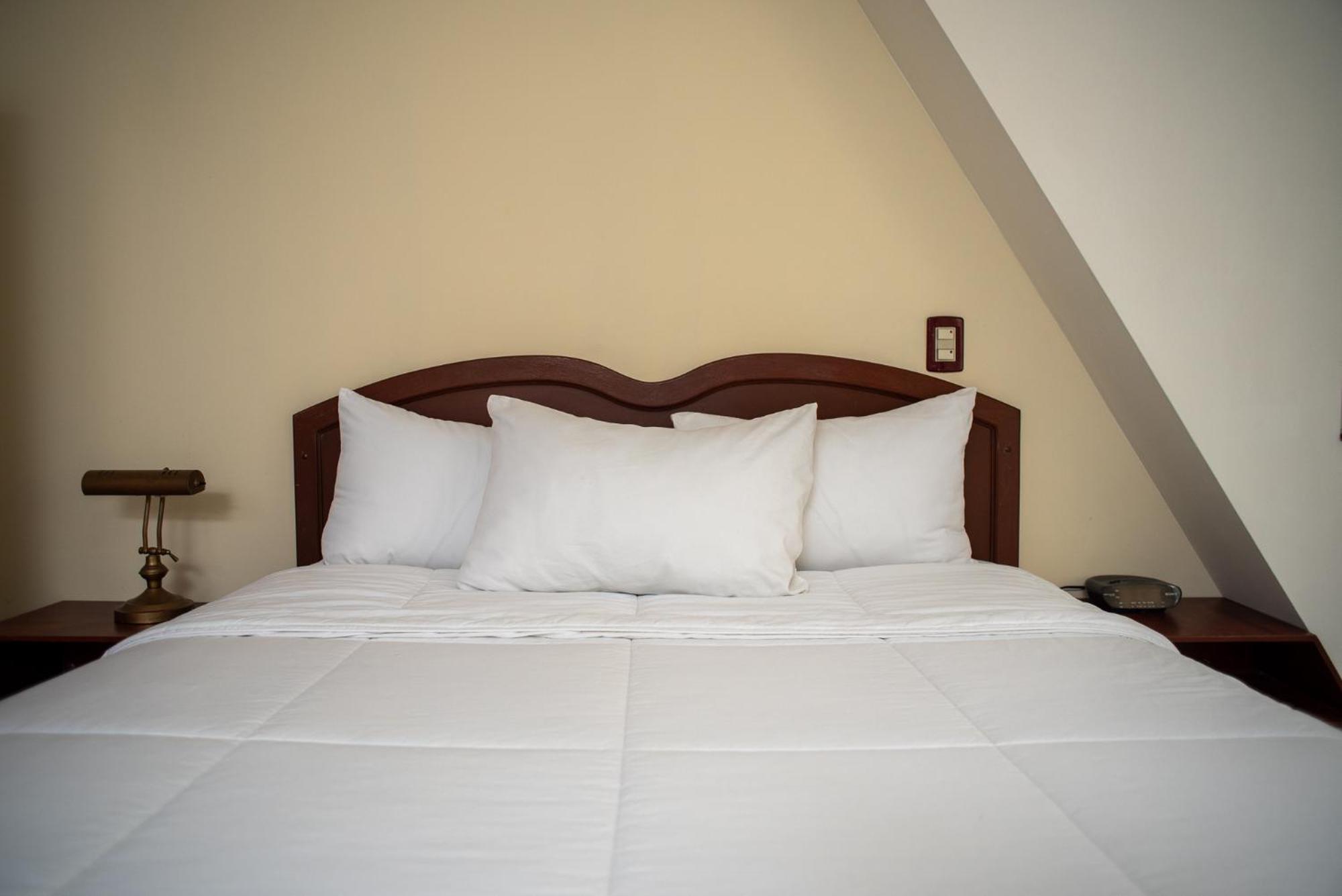 Hotel Gardenia Inn Сан Салвадор Екстериор снимка