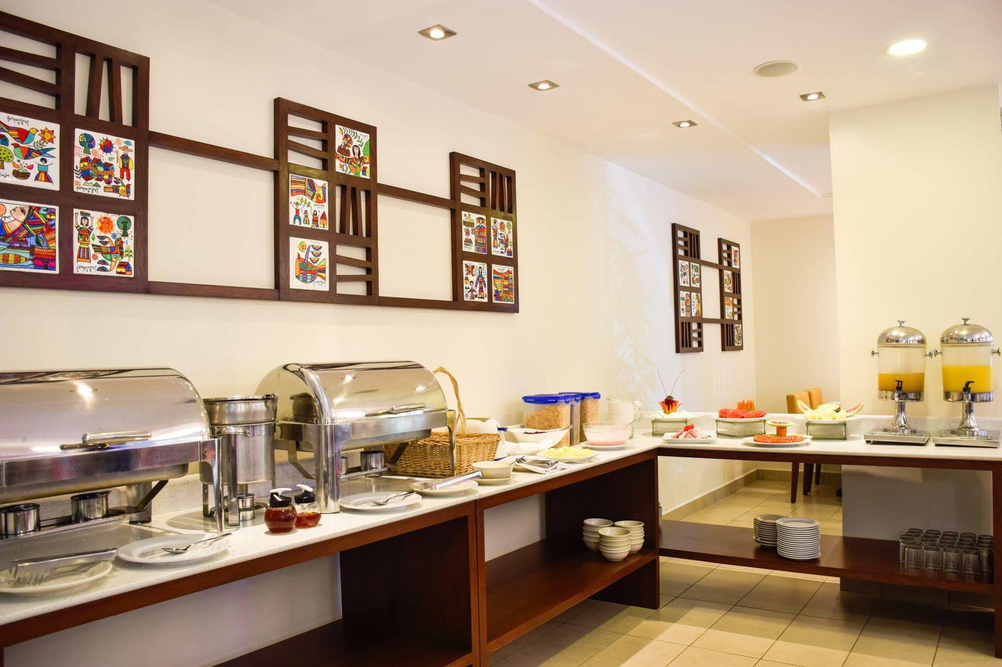 Hotel Gardenia Inn Сан Салвадор Екстериор снимка