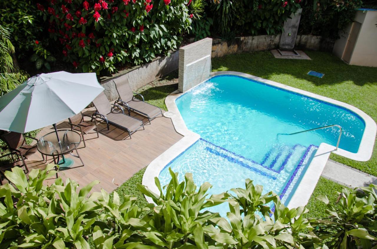 Hotel Gardenia Inn Сан Салвадор Екстериор снимка